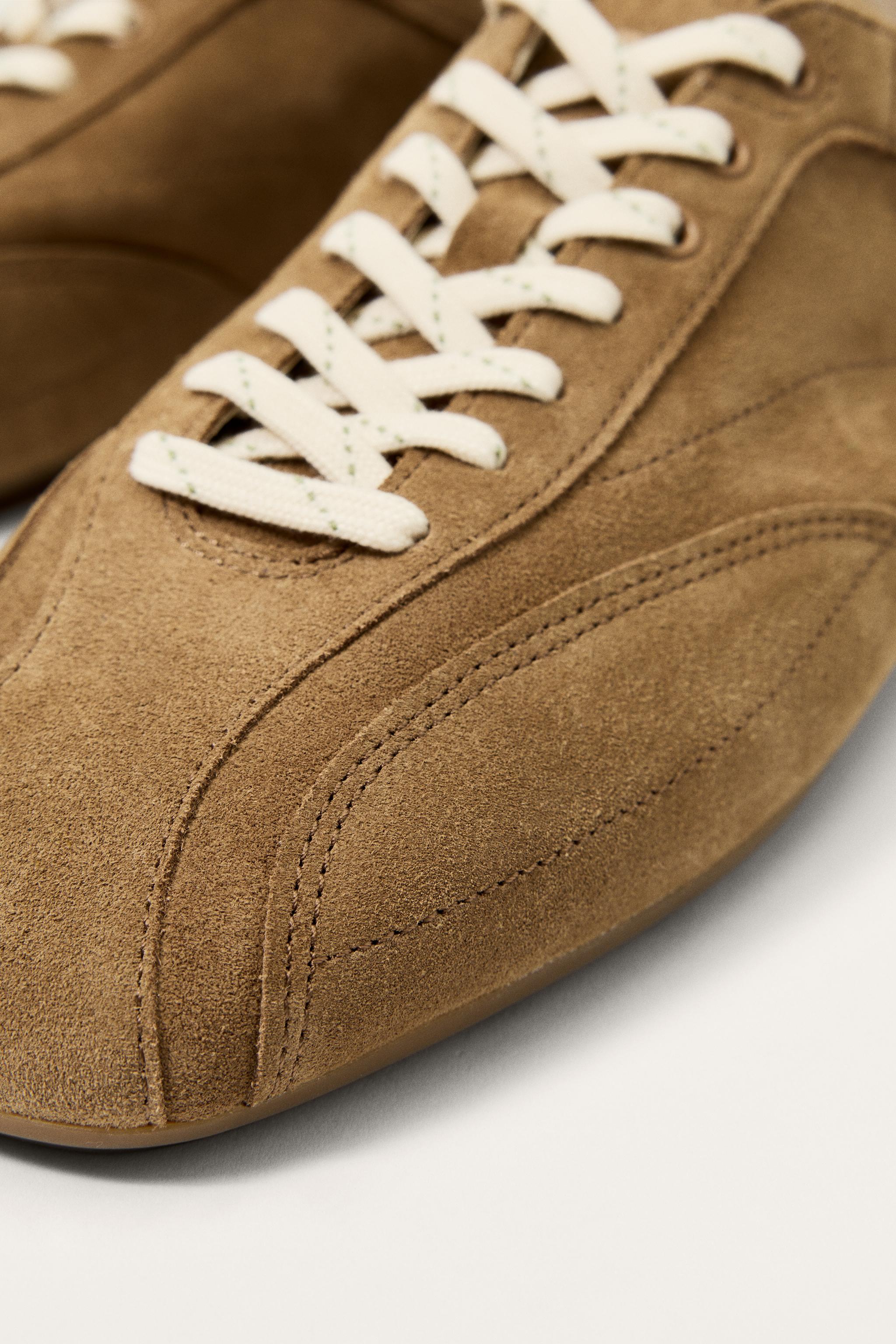 LIMITED EDITION LEATHER SNEAKERS